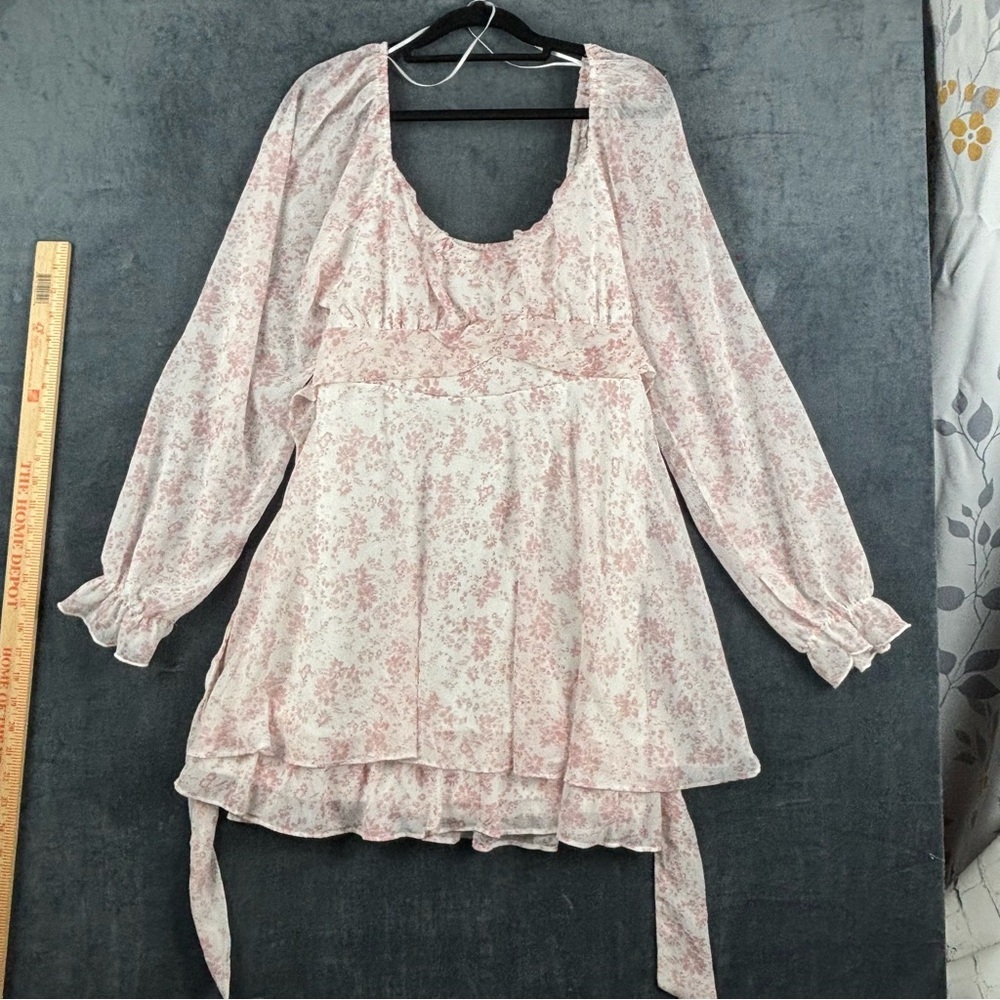 Thirty/Thirty Pink & White ditzy floral pattern Babydoll Dress w/Bishop Sleeves - Picture 1 of 11